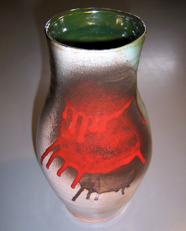 Jarrón verde con esmaltes