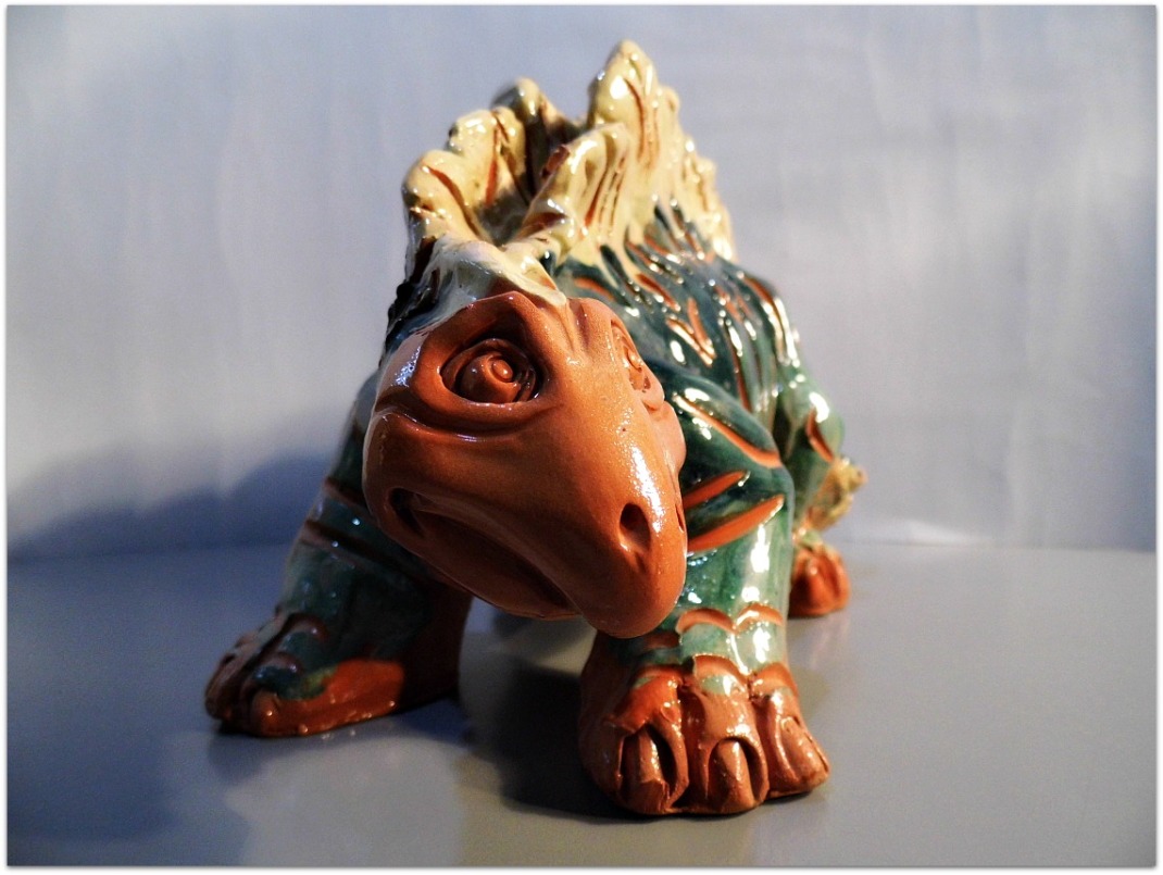 Dinosaurio cerámica