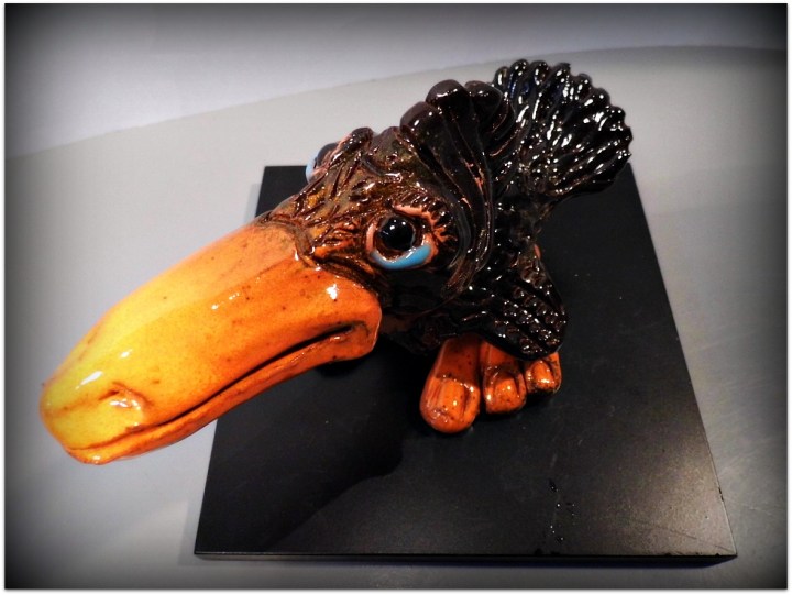 Pájaro de cerámica