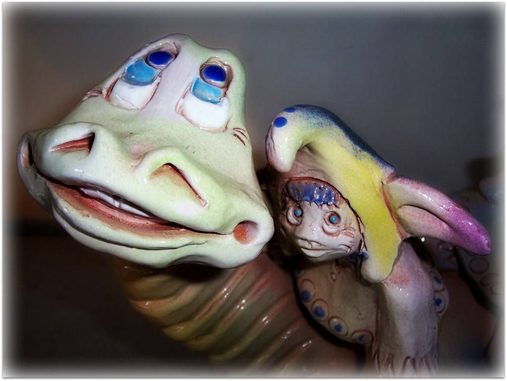 Dinosaurio y duendes