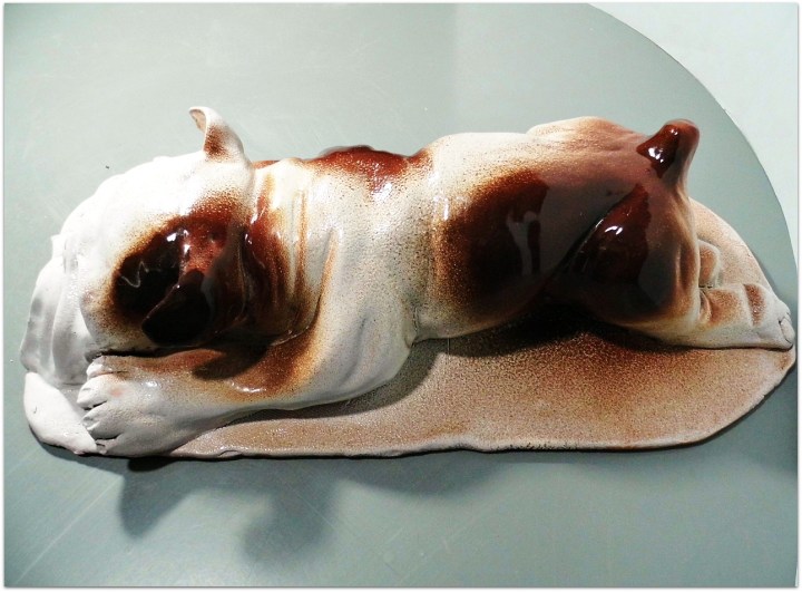 Bulldog de cerámica