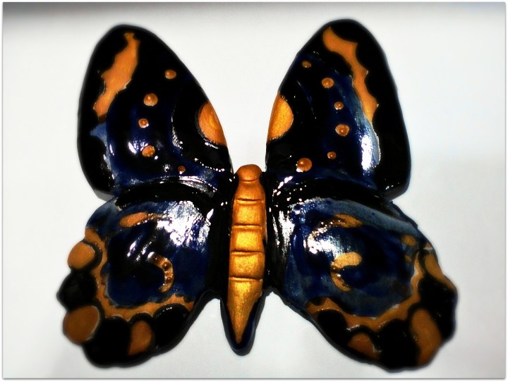 Mariposa de cerámica