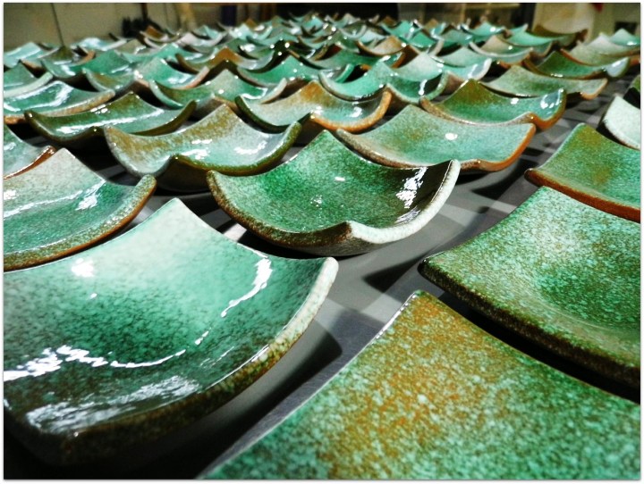 Vajilla verde de cerámica